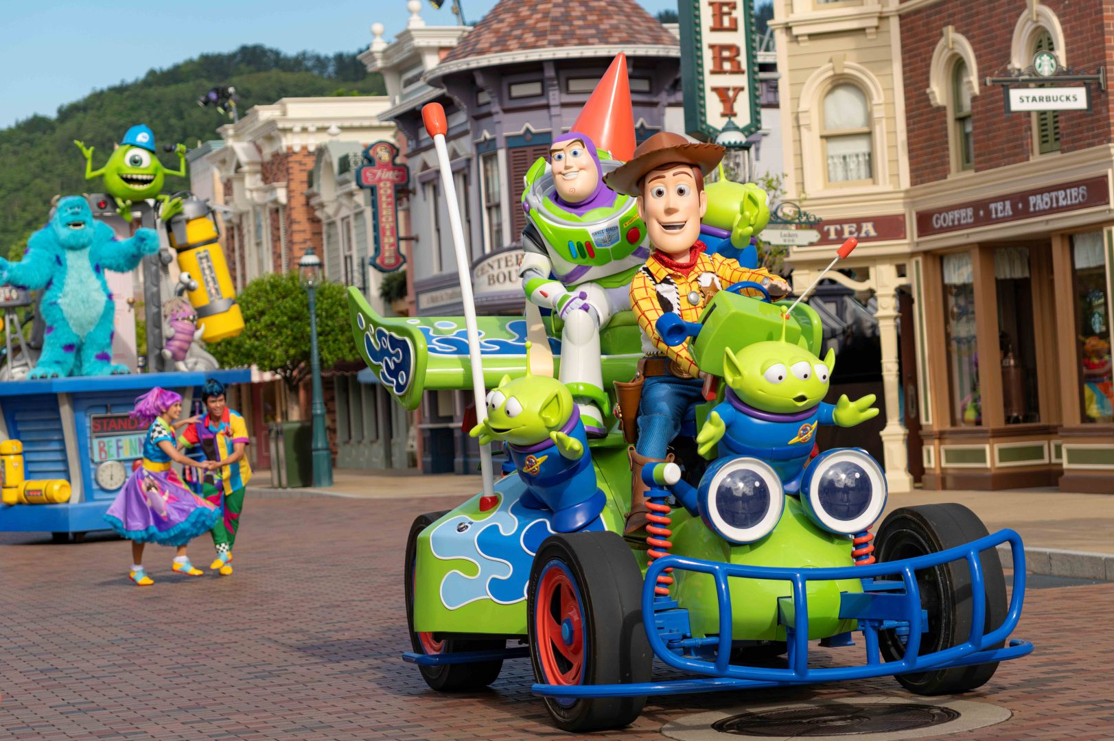 HKDL_20A_Friendtastic_Toy-Story_2-1623x1
