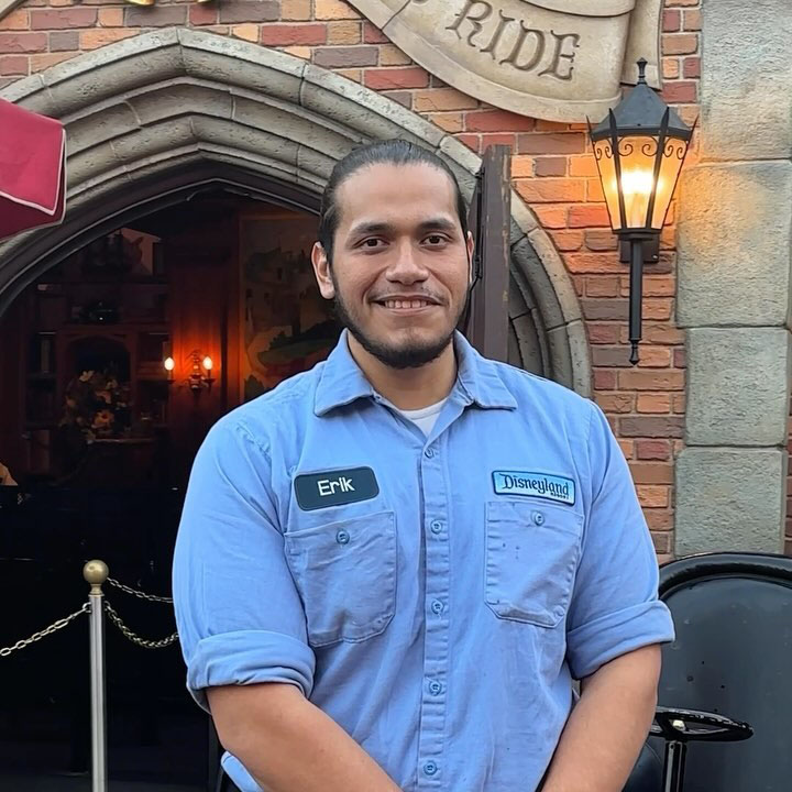 Cast Member Eric smiling