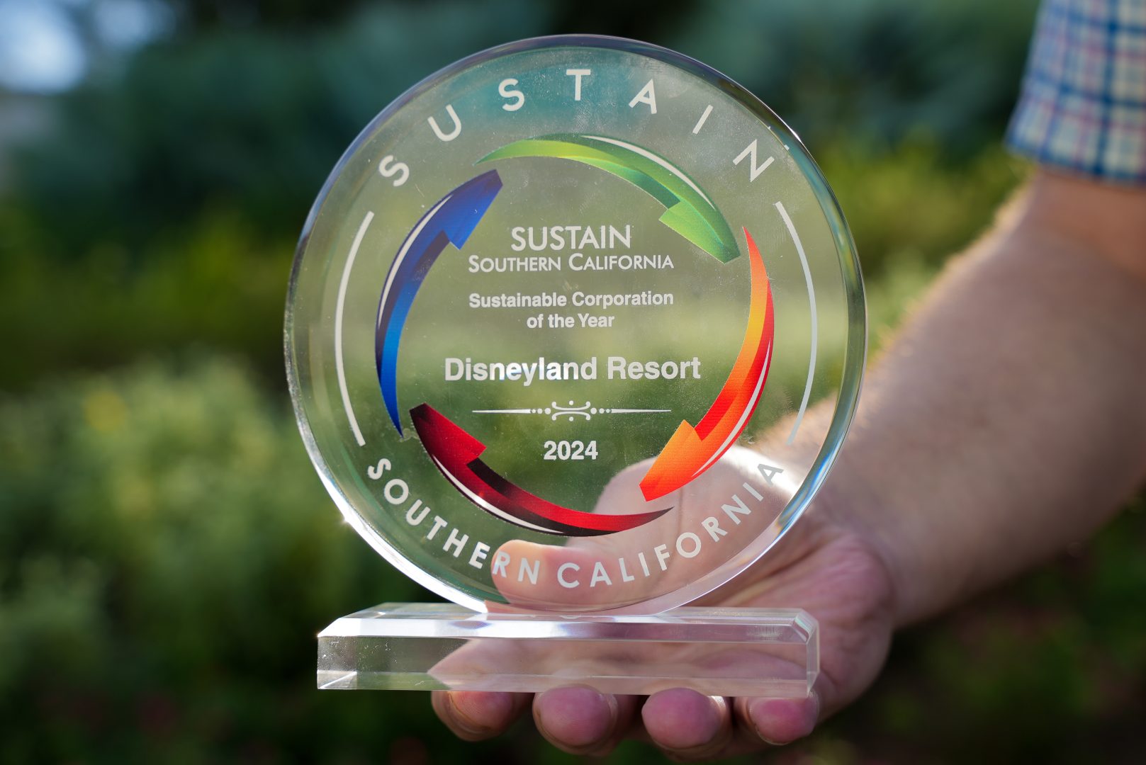 The Sustain SoCal award presented to Disneyland Resort.